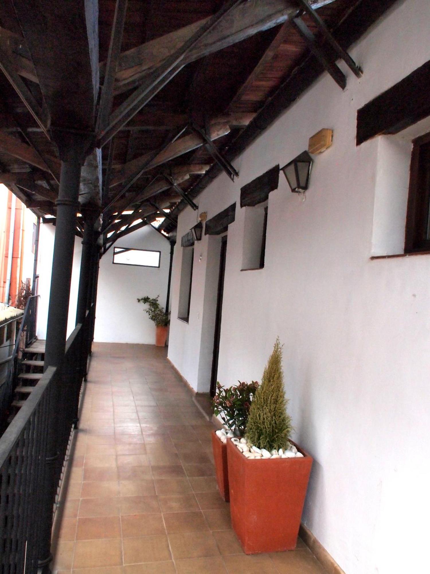 Apartamentos La Iguana Hervás Exterior photo